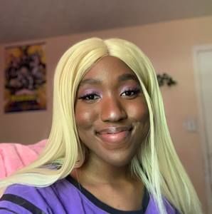 Meet your Posher, Kristina